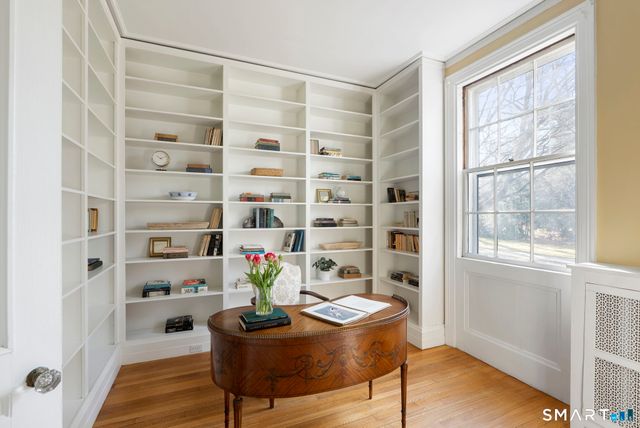 85 Bloomfield Avenue, West Hartford, CT 06105