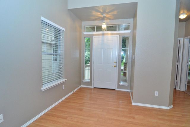 316 Strawn, Kyle, TX 78640