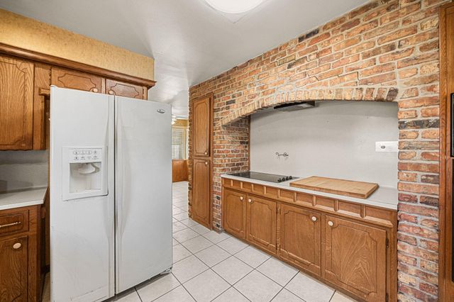 11403 Cold Spring Drive, Houston, TX 77043