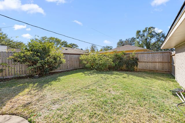 11403 Cold Spring Drive, Houston, TX 77043