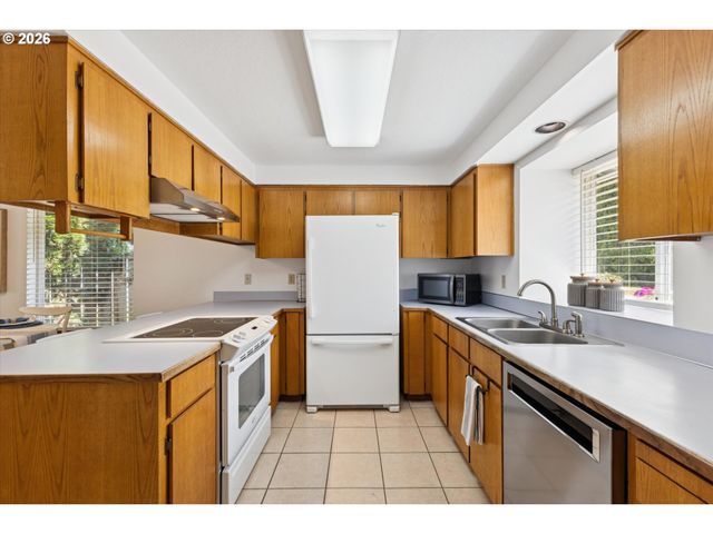 1509 23RD Ave, Forest Grove, OR 97116