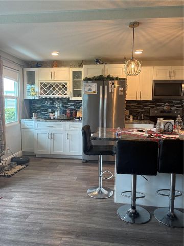 211 N Oakridge 211, Deerfield Beach, FL 33442