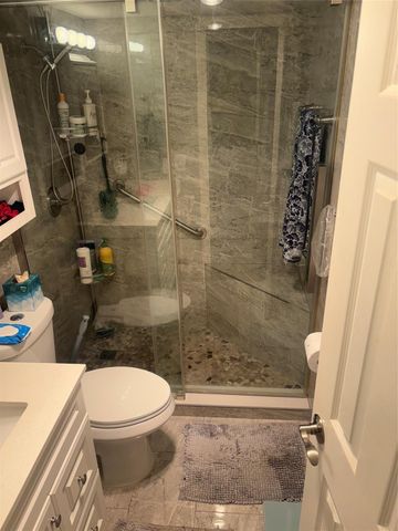 211 N Oakridge 211, Deerfield Beach, FL 33442