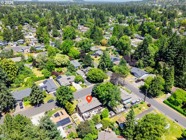 5966 Se SUNDIAL Ct, Milwaukie, OR 97222
