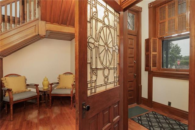 1328 Francis Street, St Joseph, MO 64501