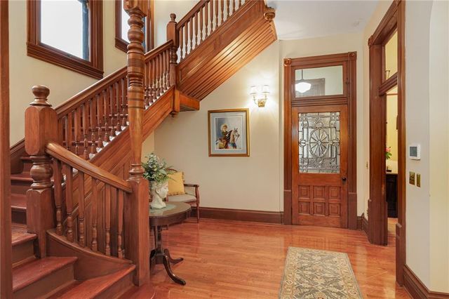 1328 Francis Street, St Joseph, MO 64501