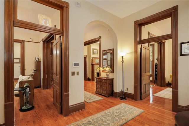 1328 Francis Street, St Joseph, MO 64501