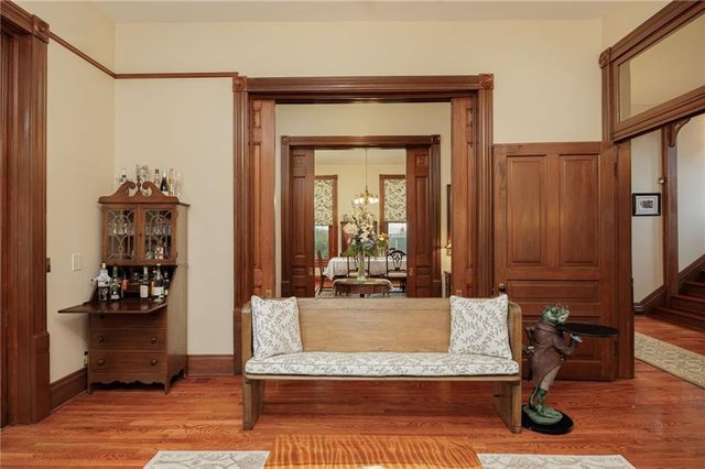 1328 Francis Street, St Joseph, MO 64501