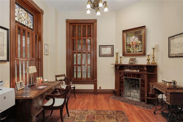 1328 Francis Street, St Joseph, MO 64501