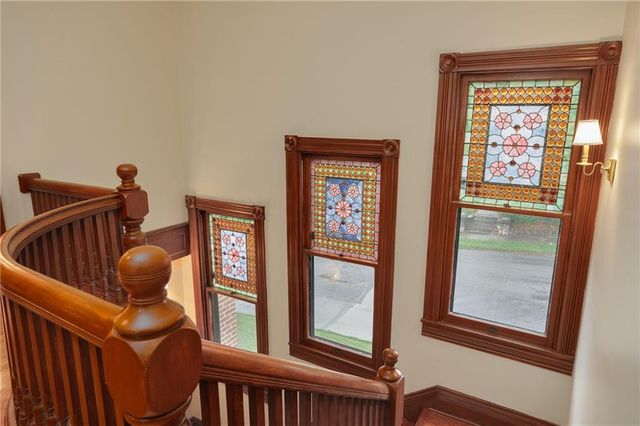 1328 Francis Street, St Joseph, MO 64501