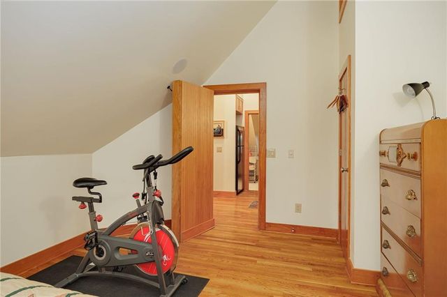 1328 Francis Street, St Joseph, MO 64501