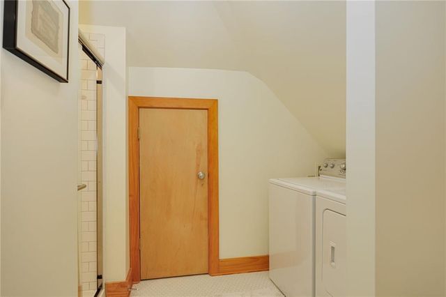 1328 Francis Street, St Joseph, MO 64501