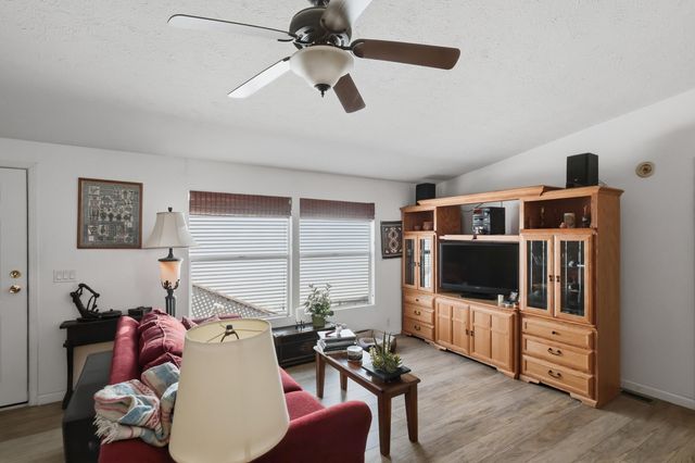 7124 Springfield Drive NE, Albuquerque, NM 87109