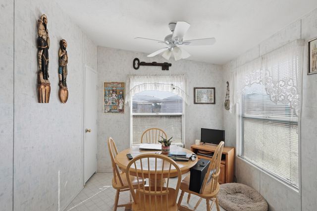 7124 Springfield Drive NE, Albuquerque, NM 87109