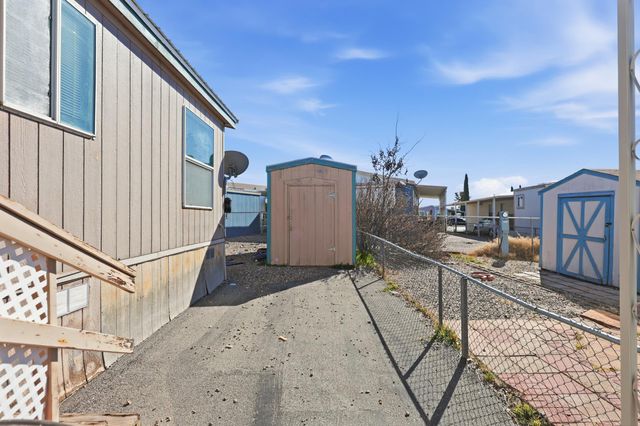 7124 Springfield Drive NE, Albuquerque, NM 87109