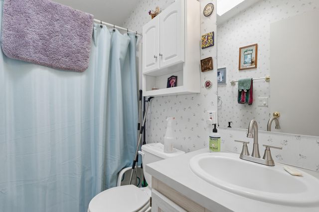 7124 Springfield Drive NE, Albuquerque, NM 87109