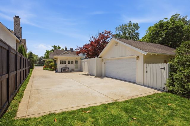278 Harding Pl, Nashville, TN 37205