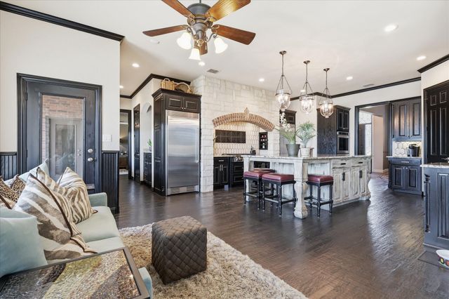 3200 Village Crest Court, Flower Mound, TX 75022