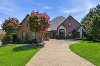 3200 Village Crest Court, Flower Mound, TX 75022