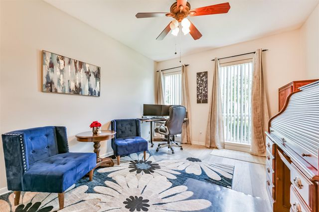 4302 Island Hills Drive, Houston, TX 77059
