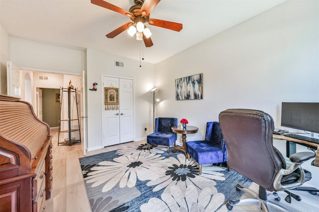 4302 Island Hills Drive, Houston, TX 77059