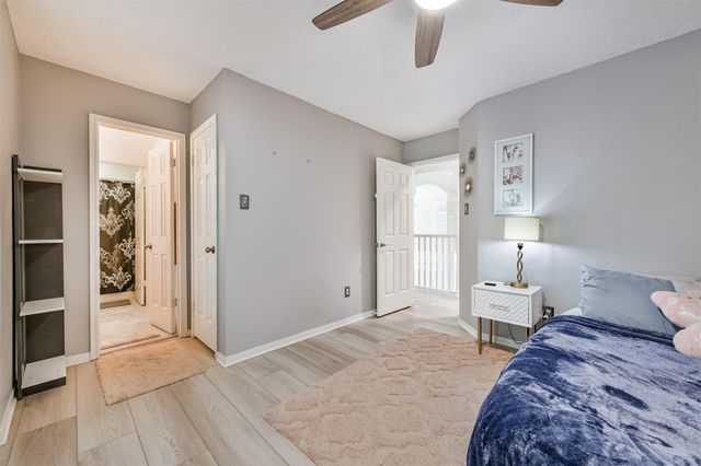 4302 Island Hills Drive, Houston, TX 77059
