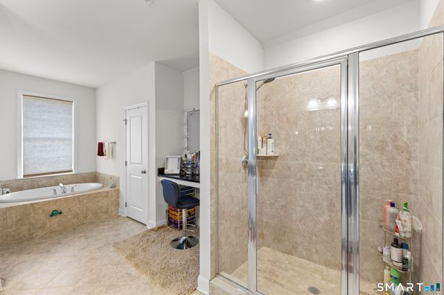 10 Reid Lane, Bethel, CT 06801