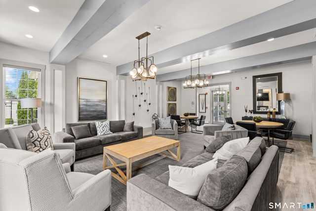 10 Reid Lane, Bethel, CT 06801