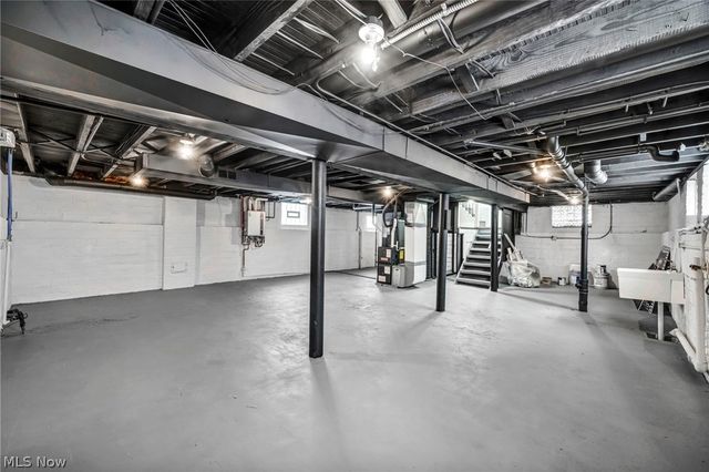 4498 South Hills Drive, Cleveland, OH 44109