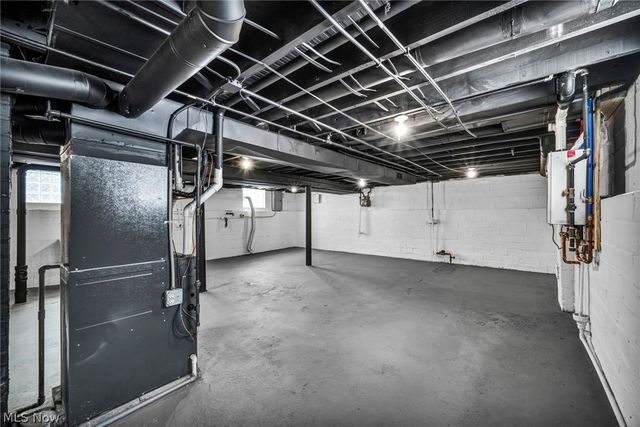 4498 South Hills Drive, Cleveland, OH 44109