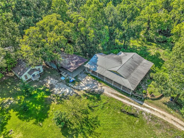 4618 Old Highway 35 S, Goodrich, TX 77335