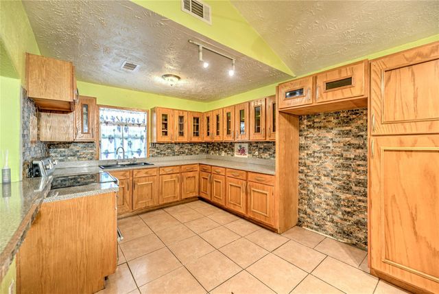 4618 Old Highway 35 S, Goodrich, TX 77335