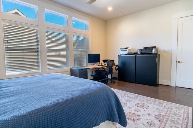 808 Woodcrest Drive B, Houston, TX 77018