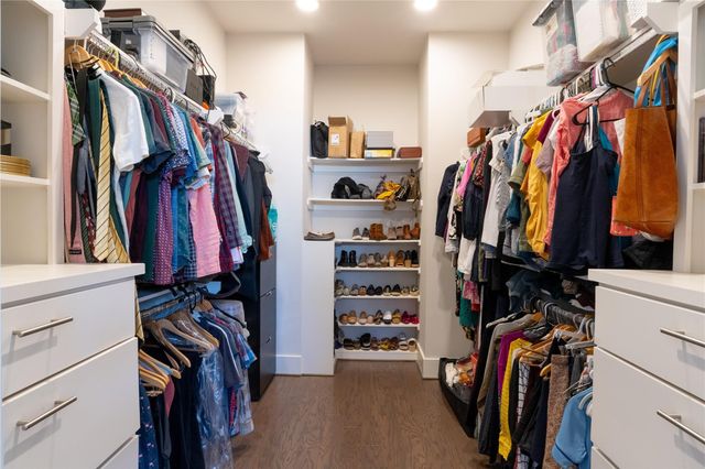 808 Woodcrest Drive B, Houston, TX 77018