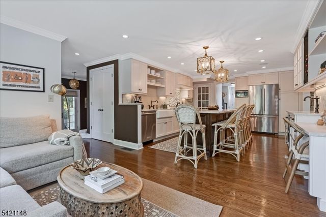 282 Forest Ave, Glen Ridge Boro Twp., NJ 07028