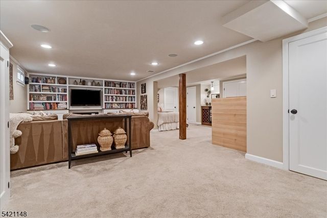 282 Forest Ave, Glen Ridge Boro Twp., NJ 07028