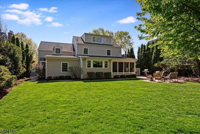 282 Forest Ave, Glen Ridge Boro Twp., NJ 07028