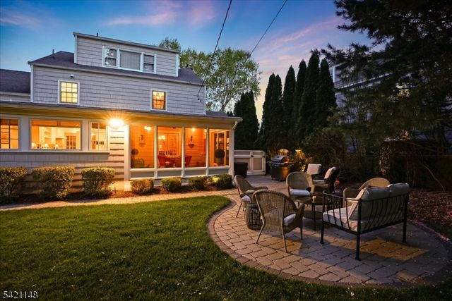 282 Forest Ave, Glen Ridge Boro Twp., NJ 07028