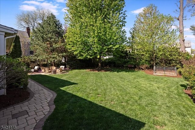 282 Forest Ave, Glen Ridge Boro Twp., NJ 07028