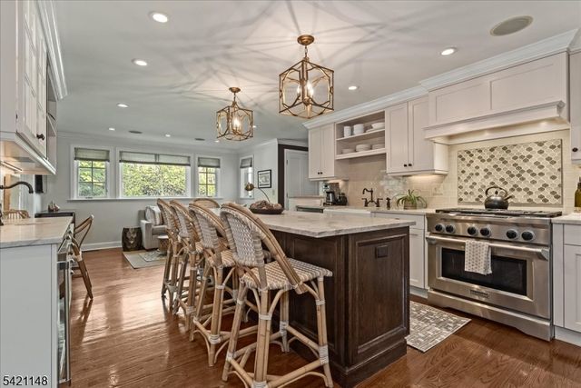 282 Forest Ave, Glen Ridge Boro Twp., NJ 07028