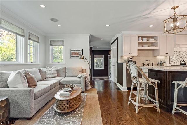 282 Forest Ave, Glen Ridge Boro Twp., NJ 07028