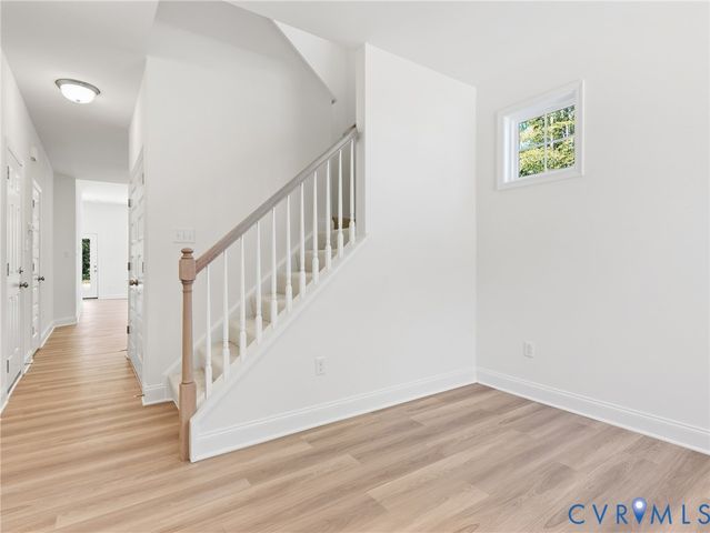 18783 Palisades Rdg, Moseley, VA 23120