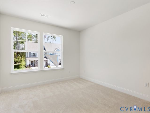 18783 Palisades Rdg, Moseley, VA 23120