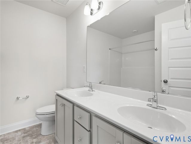 18783 Palisades Rdg, Moseley, VA 23120