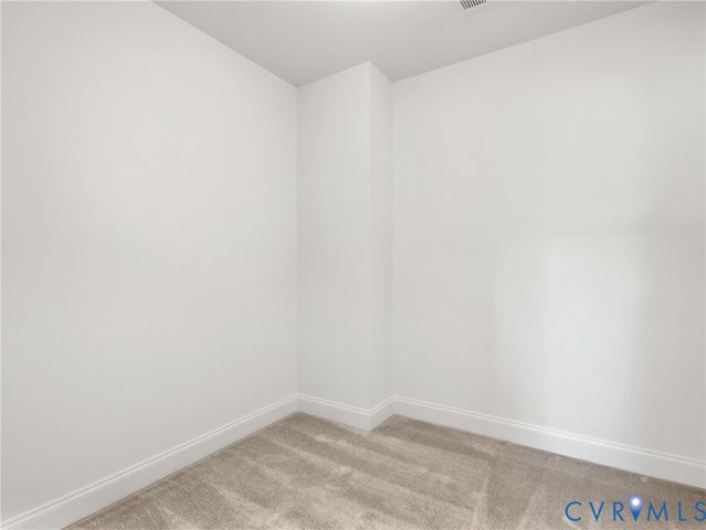 18783 Palisades Rdg, Moseley, VA 23120