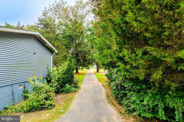 19875 BEAVER DAM RD, Lewes, DE 19958
