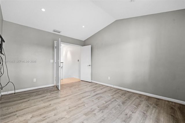 11625 NW 11Th St 11625, Pembroke Pines, FL 33026