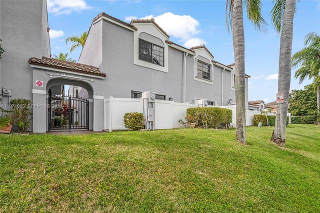 11625 NW 11Th St 11625, Pembroke Pines, FL 33026