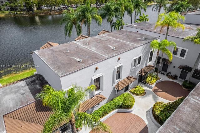 11625 NW 11Th St 11625, Pembroke Pines, FL 33026