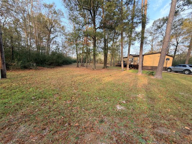 95 Westlake Road, Trinity, TX 75862